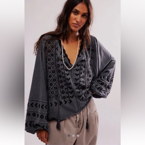 Free People Tops - Free People Savannah Embroidered Top Balloon Sleeves Slouchy Wash Black